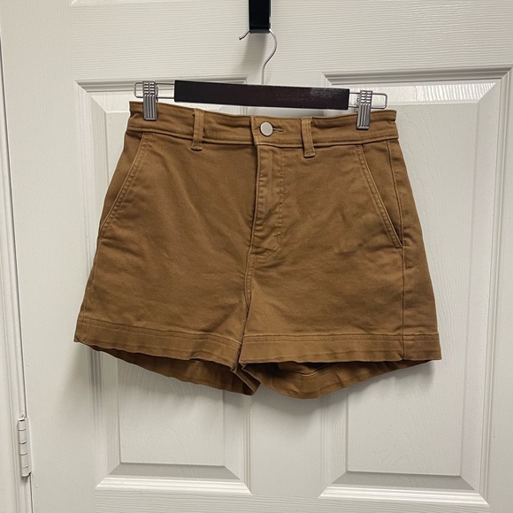 Everlane Brown Shorts - Picture 1 of 9